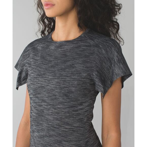 lululemon &Go Take-Off Tee Heathered Black Flutter-Sleeve Sz 4 Studio-to-Street - Picture 10 of 10